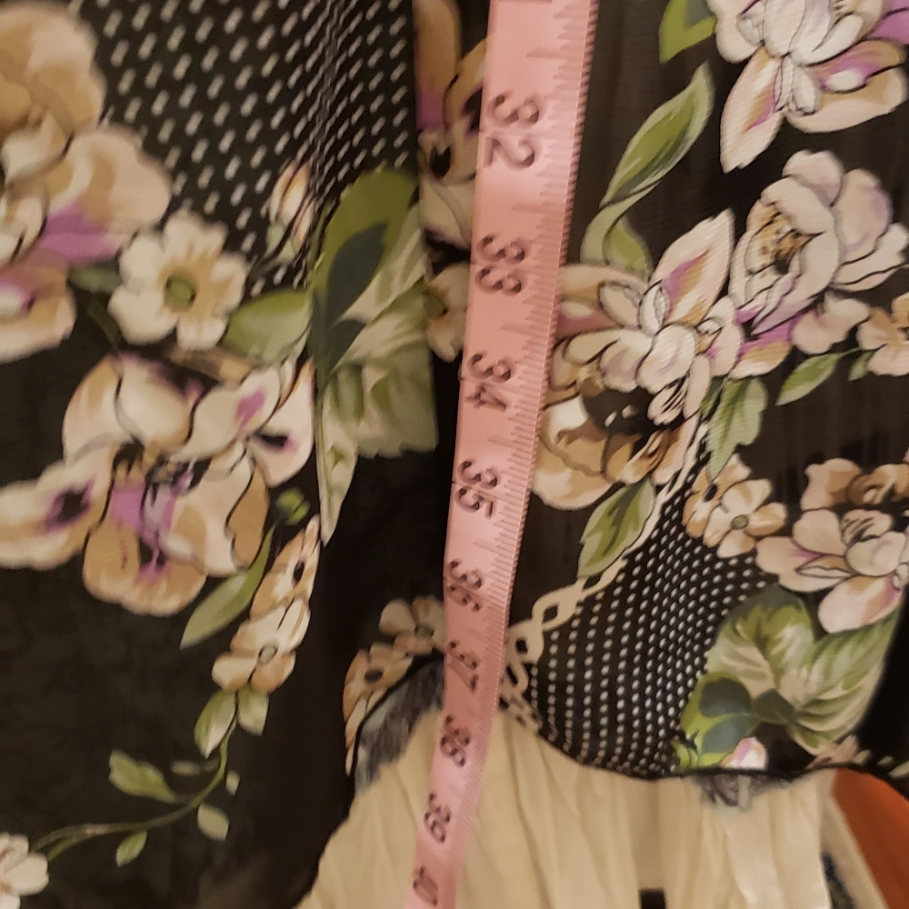 Lillian Floral Kimono with Black and Purple Design - Picture 11 of 12